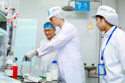 探究真實(shí)溯源 朱亞文代言“簡(jiǎn)愛父愛配方”，揭示全程透明化與極致質(zhì)檢的雙重保障